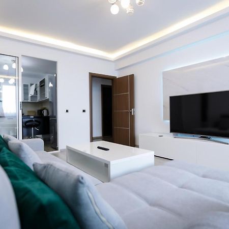 Isaran Apartament With Panoramic City View Braşov Eksteriør bilde
